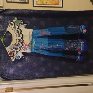 Mirabel Costume Disney Store Size 7